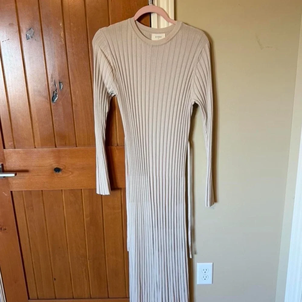 DISSH Cream Ribbed Long Sleeve Dress - Picture 3 of 5